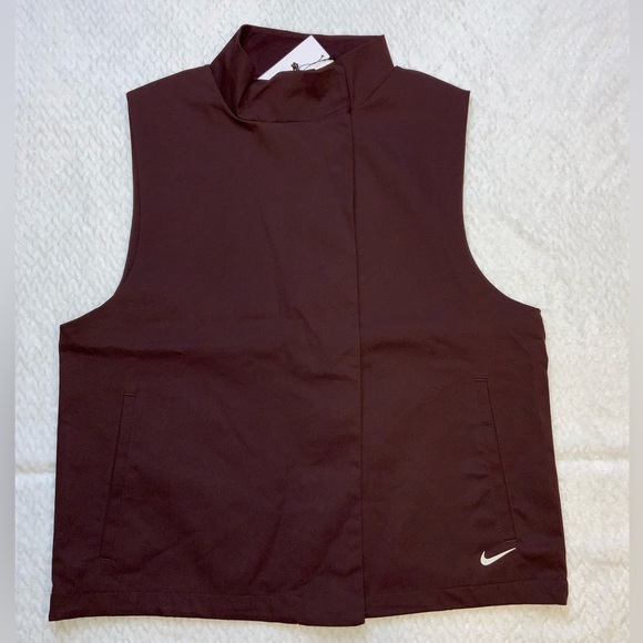 Nike Repel Women's Golf Vest - Picture 1 of 11